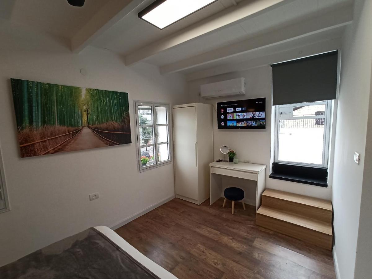 Boutique 22 Guest Rooms Haifa Luaran gambar