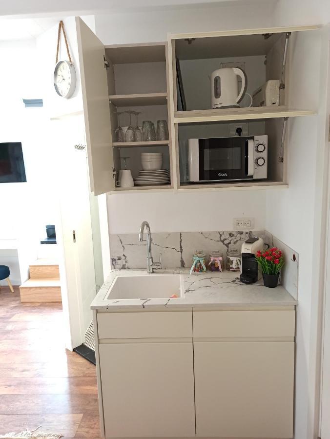 Boutique 22 Guest Rooms Haifa Luaran gambar